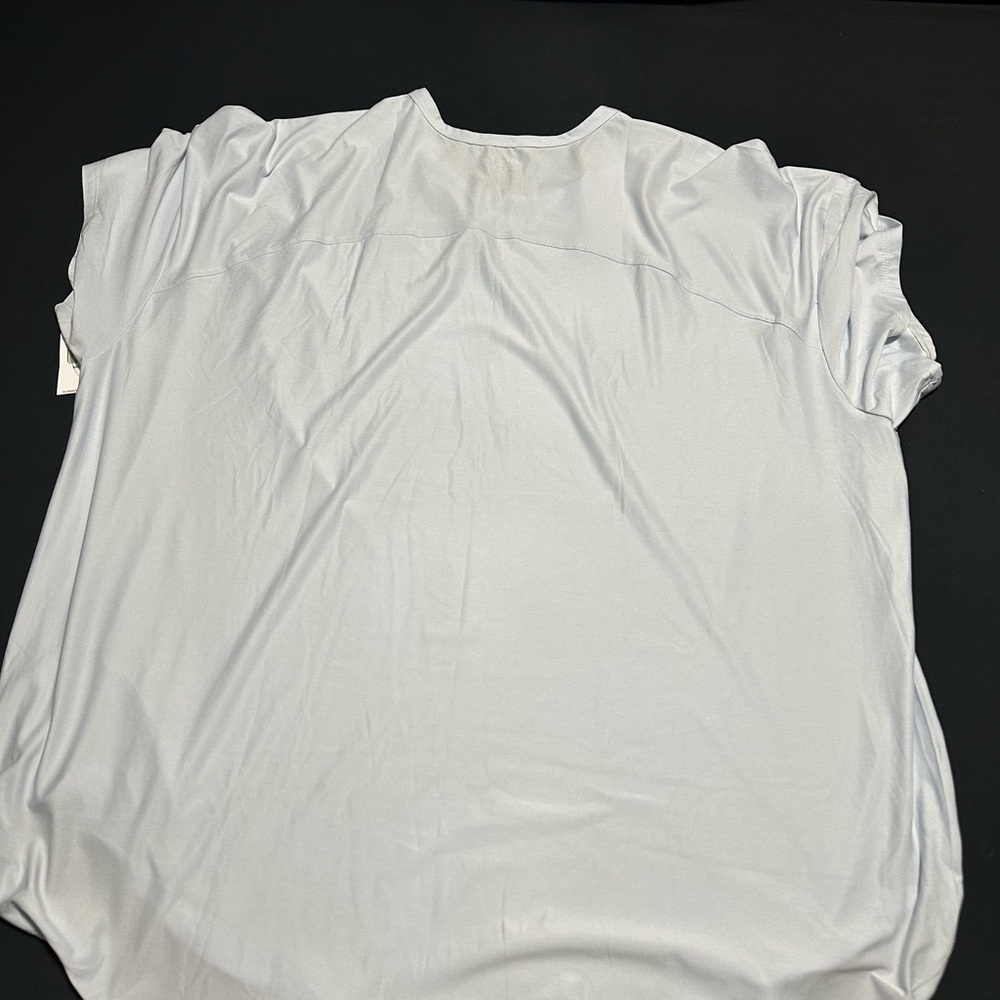Old Navy women’s active tunic top - Picture 4 of 5